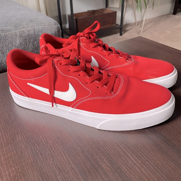 ❗️SOLD❗️Men’s Nike size 11.5 - Picture 1 of 11